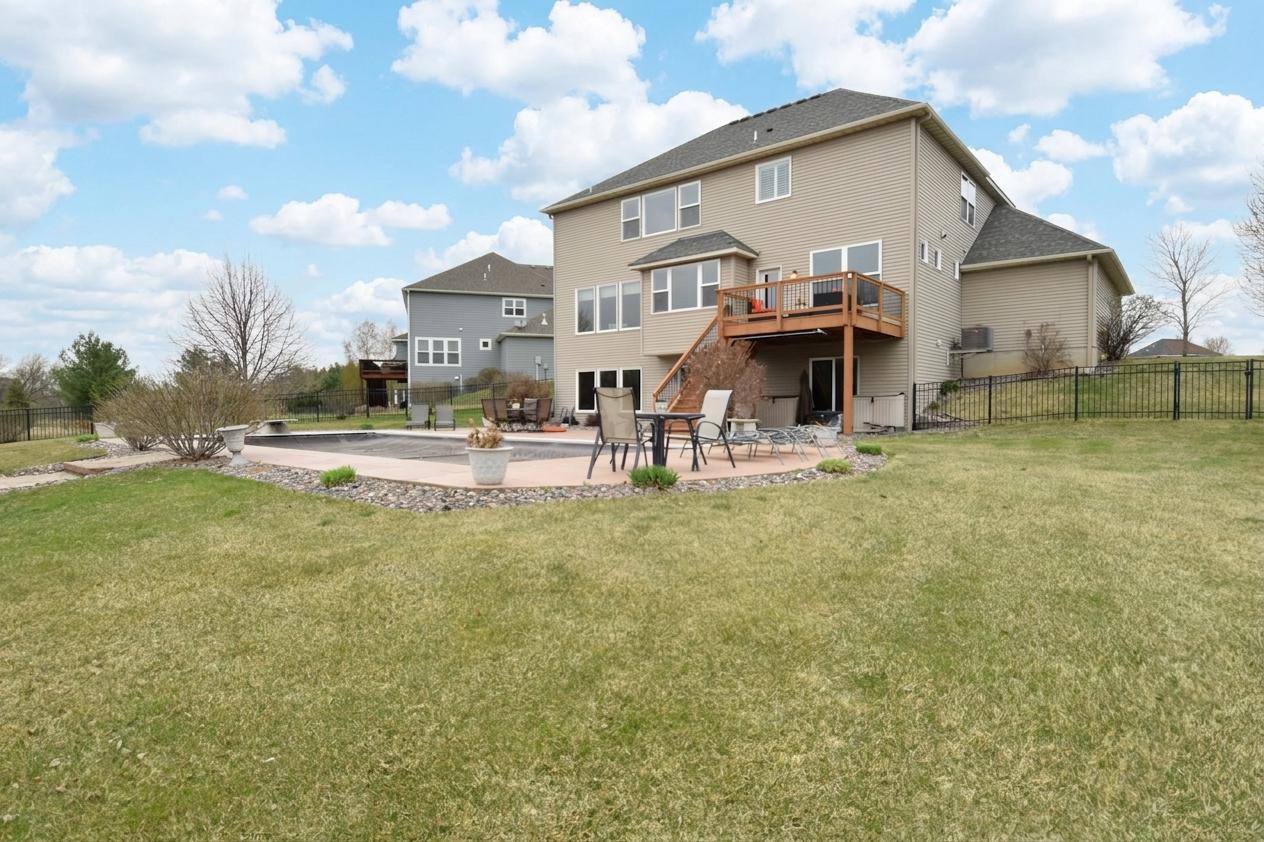 359 Riverside Circle Anoka, MN 55303 - Photo 28 of 34