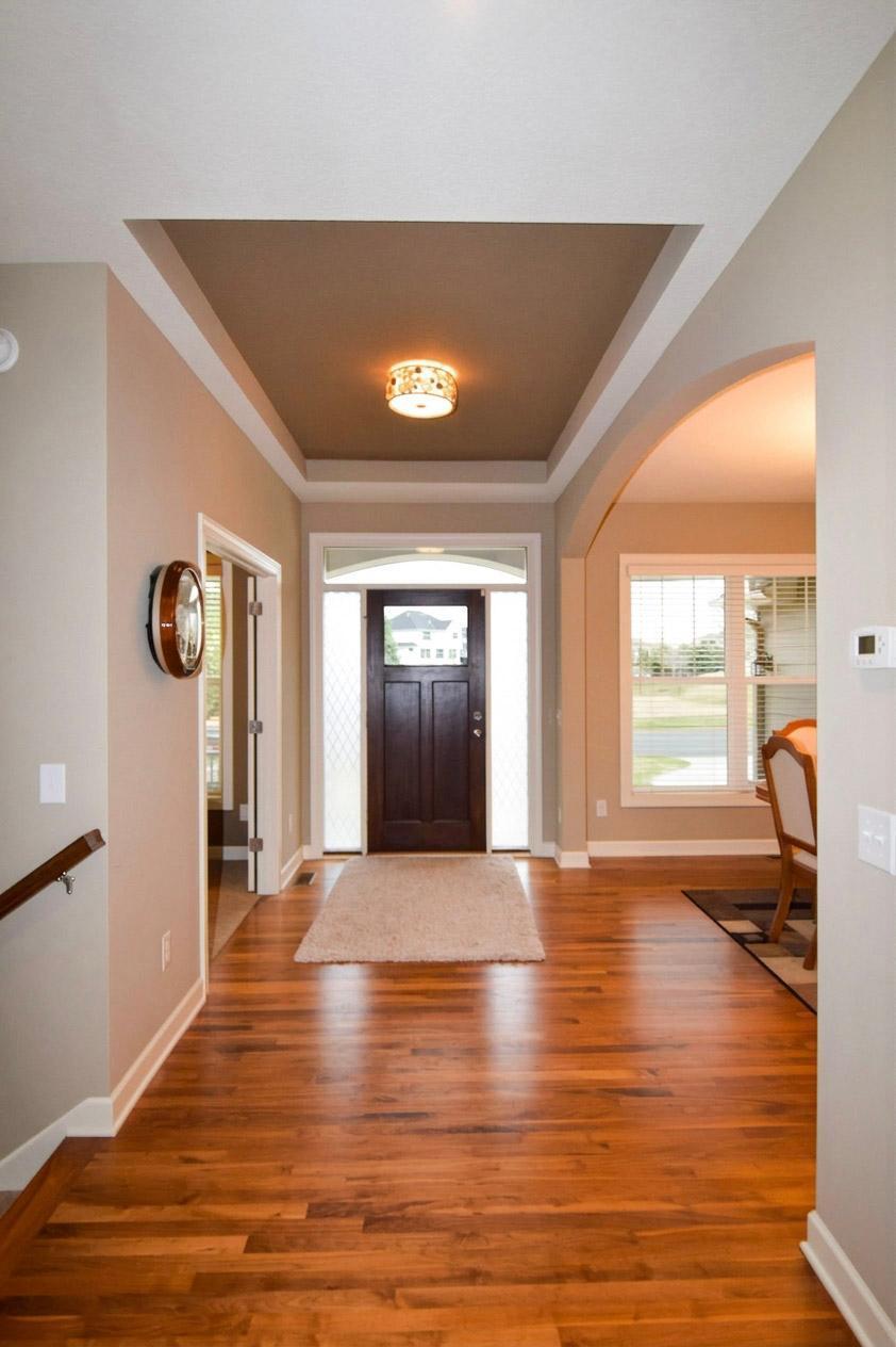 359 Riverside Circle Anoka, MN 55303 - Photo 5 of 34