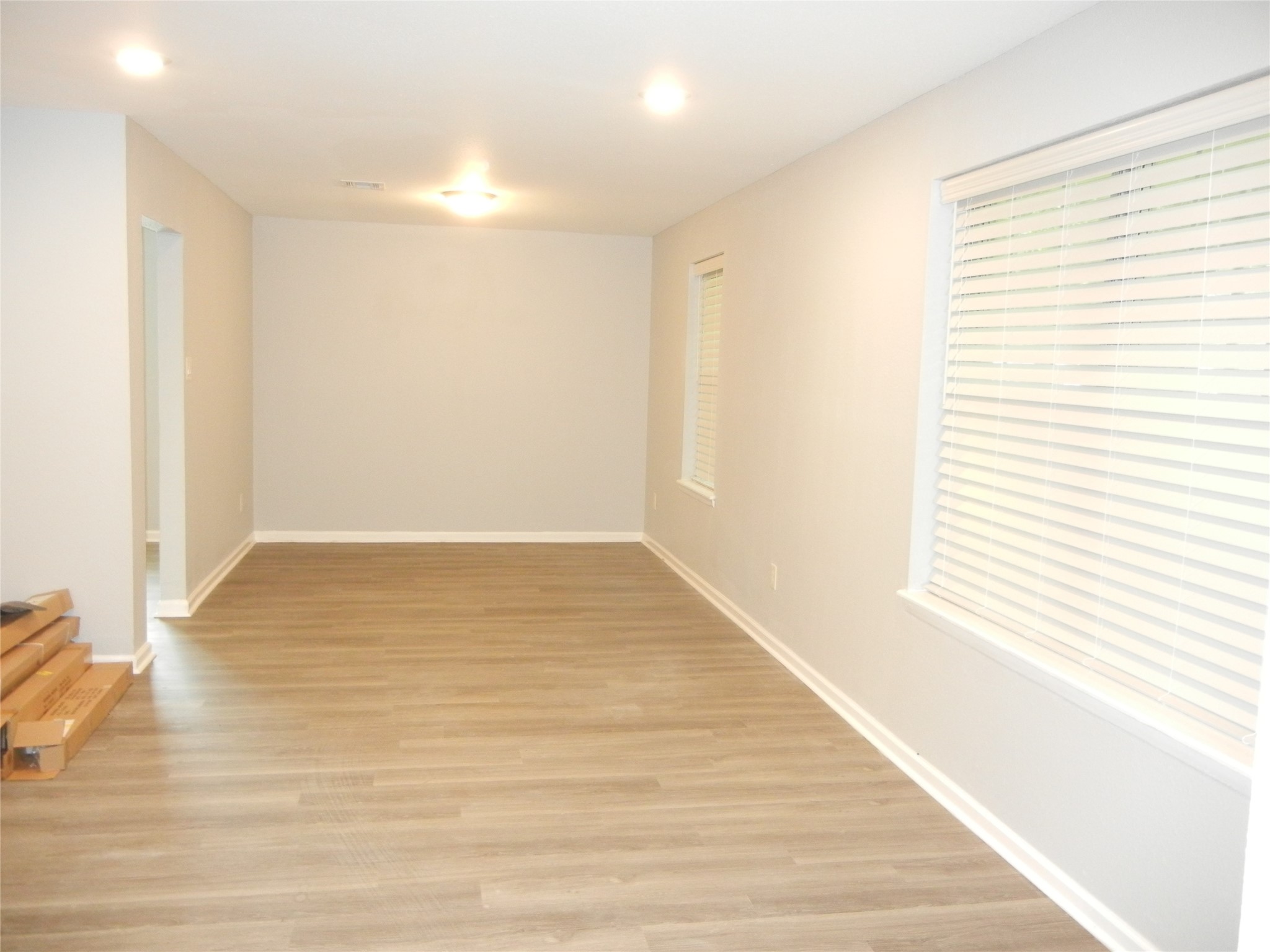 20811 Emerald Street Prairie View, TX 77484 - Photo 5 of 13 Living/dining combo
