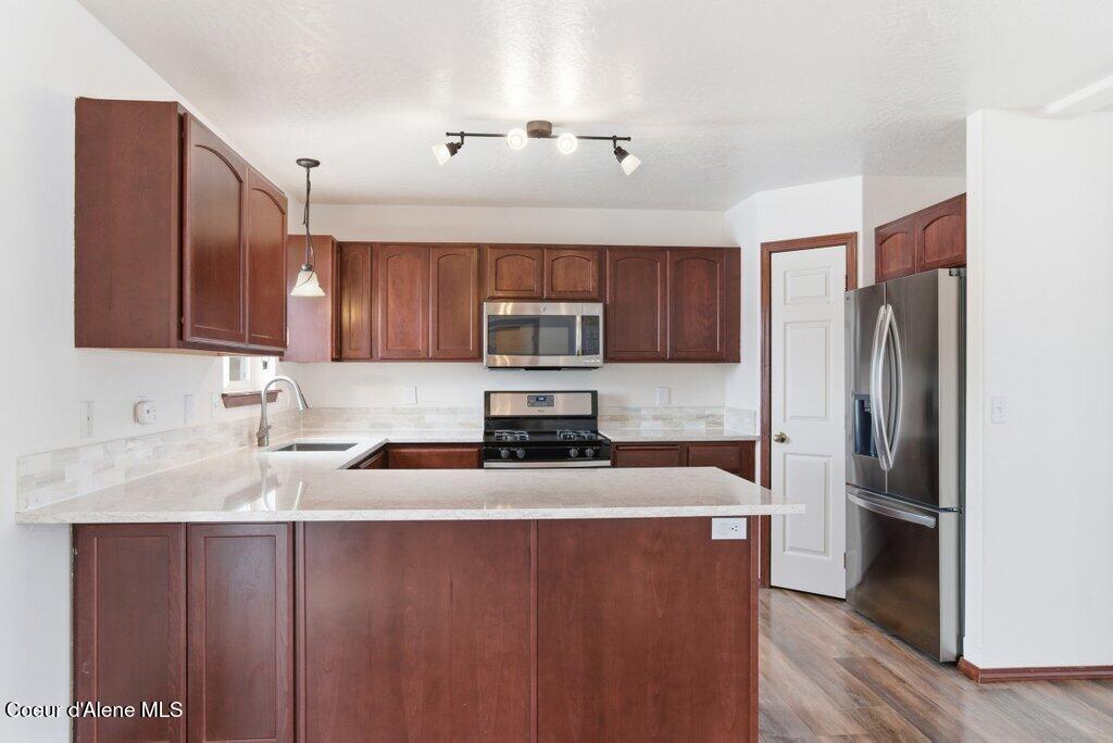 2444 North Sparrow Loop Post Falls, ID 83854 - Photo 12 of 39 Kitchen