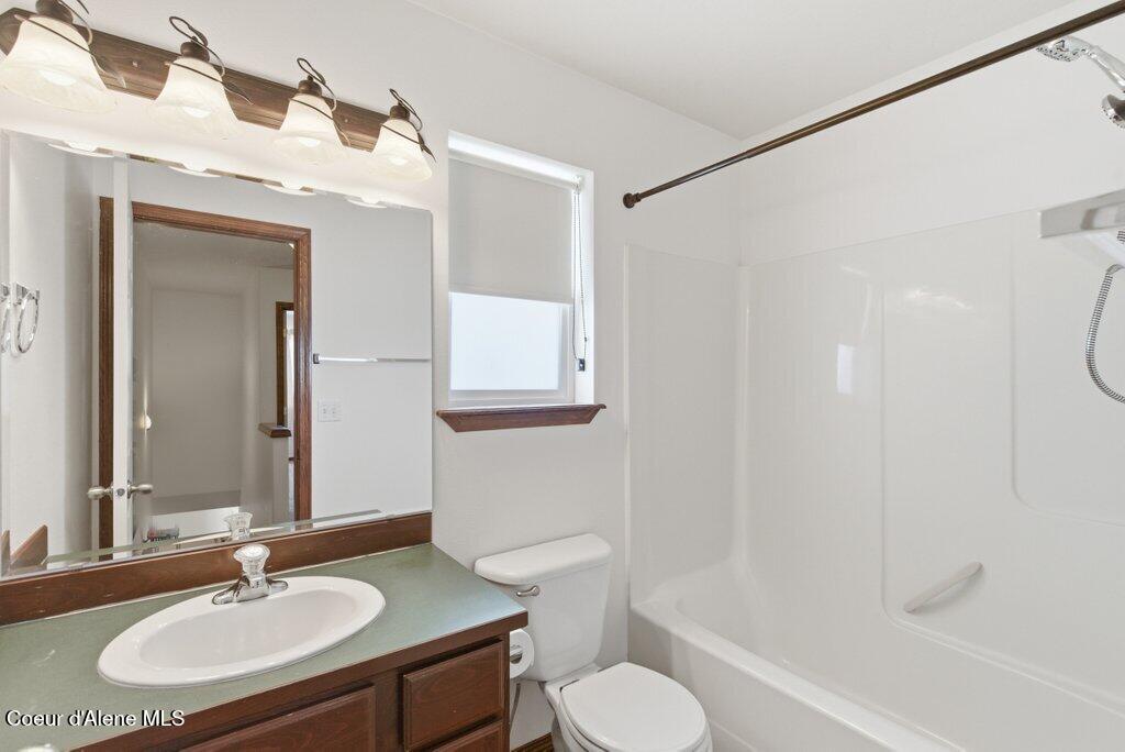 2444 North Sparrow Loop Post Falls, ID 83854 - Photo 19 of 39 Upstairs Bathroom
