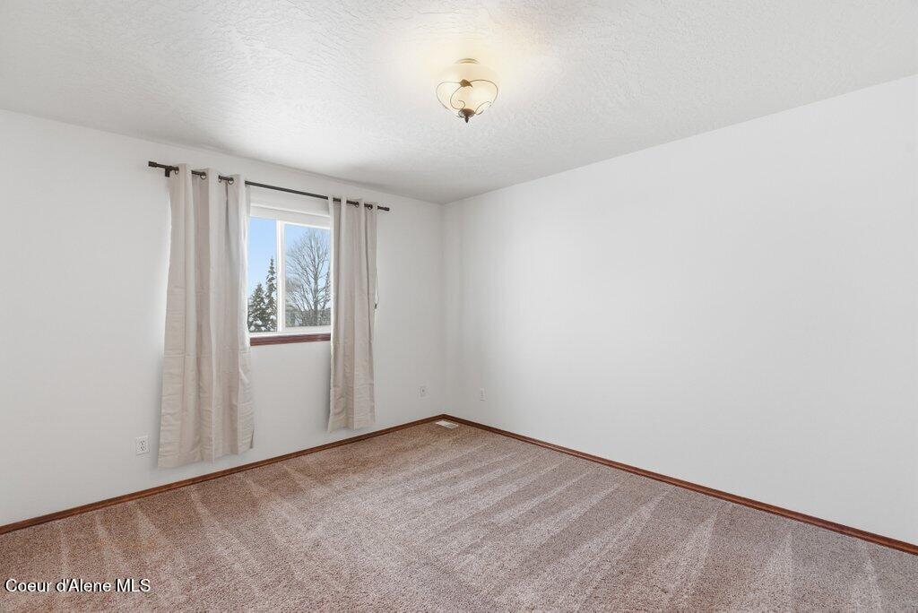 2444 North Sparrow Loop Post Falls, ID 83854 - Photo 24 of 39 Bedroom