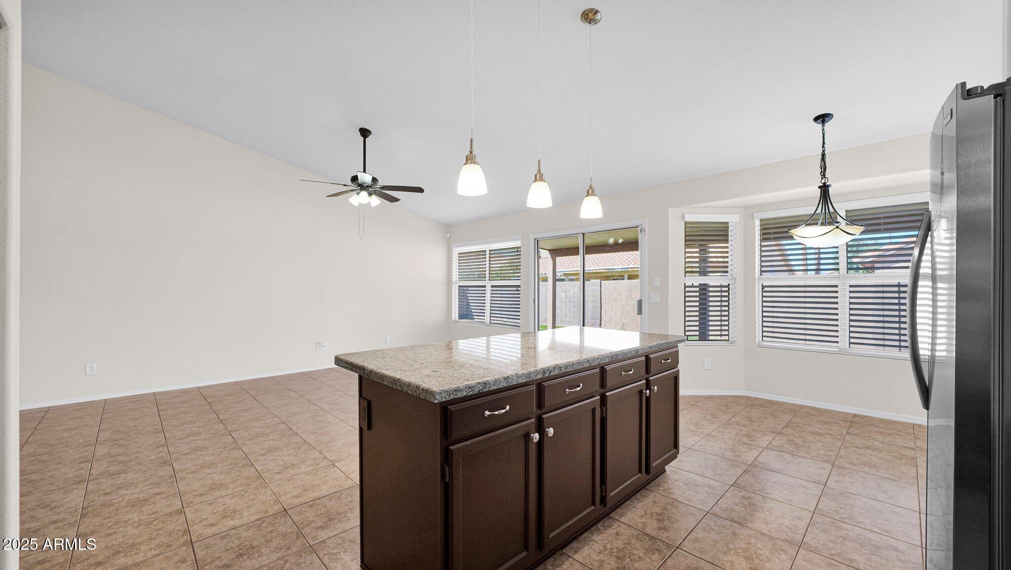 618 West Tumbleweed Road Gilbert, AZ 85233 - Photo 17 of 35 17-web-or-mls-_KLP0200