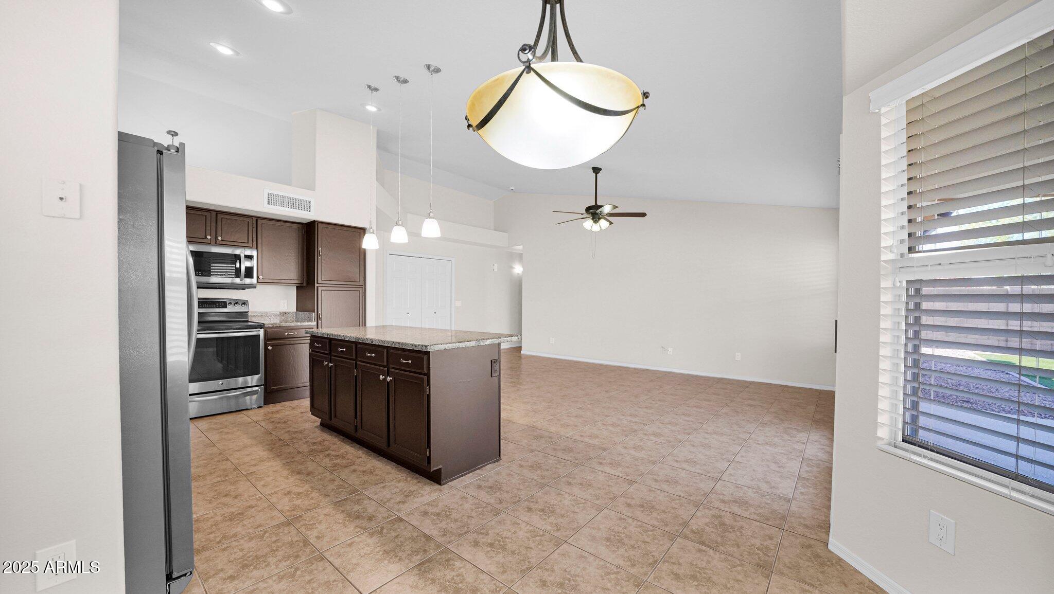 618 West Tumbleweed Road Gilbert, AZ 85233 - Photo 21 of 35 21-web-or-mls-_KLP0208
