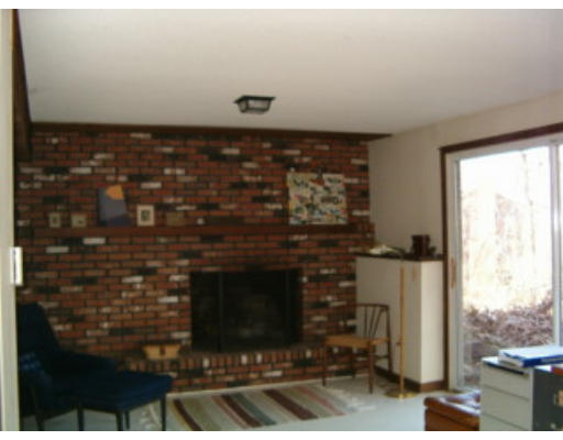 10 Stagecoach Road Amherst, MA 01002 - Photo 17 of 19