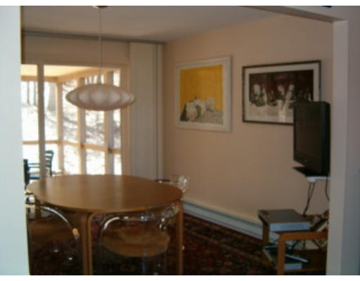10 Stagecoach Road Amherst, MA 01002 - Photo 9 of 19