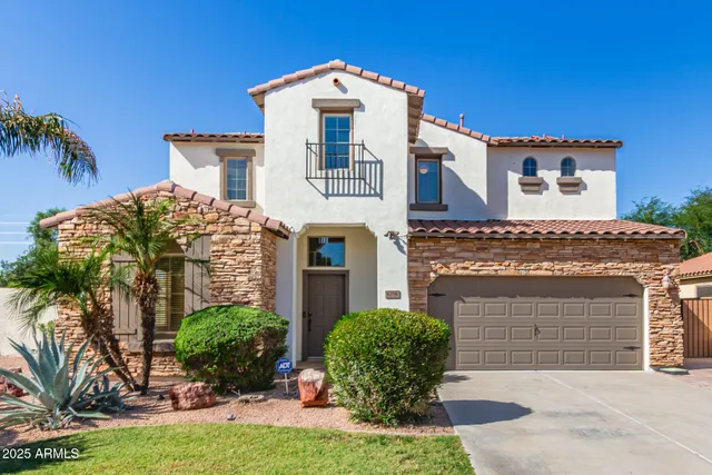 $579,000 | 6756 South Seton Avenue, Gilbert, AZ 85298