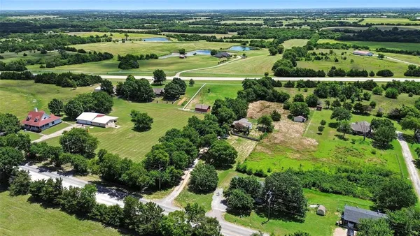 $1,550 | 1206 North Business Highway, Blue Ridge, TX 75424