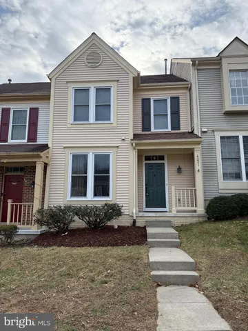 $3,100 | 4221 Devonwood Way, Woodbridge, VA 22192