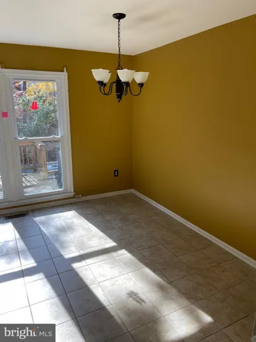 $3,100 | 4221 Devonwood Way, Woodbridge, VA 22192