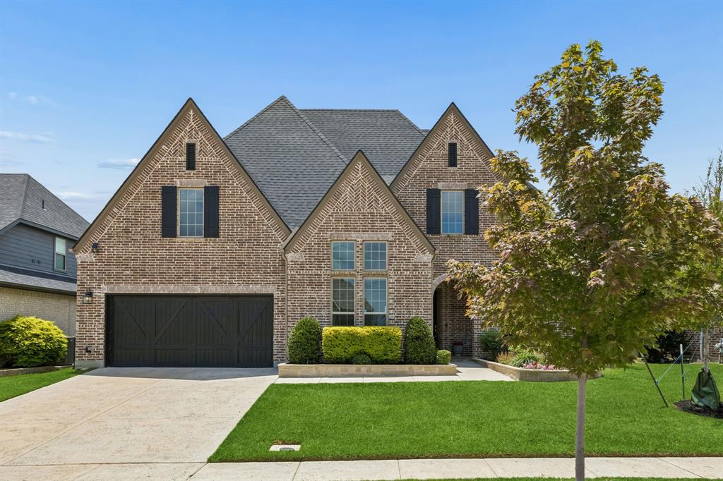 1104 Highpoint Way Roanoke, TX 76262 - Photo 2 of 39