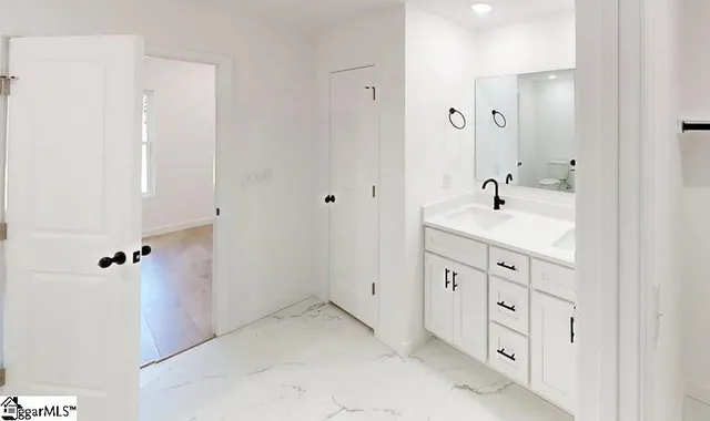 $375,900 | 3312 A & 3312b Chesnee Highway, Gaffney, SC 29341