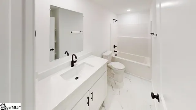 $375,900 | 3312 A & 3312b Chesnee Highway, Gaffney, SC 29341