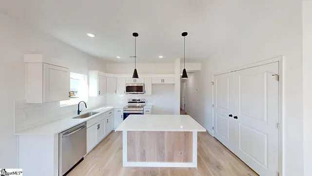 $375,900 | 3312 A & 3312b Chesnee Highway, Gaffney, SC 29341