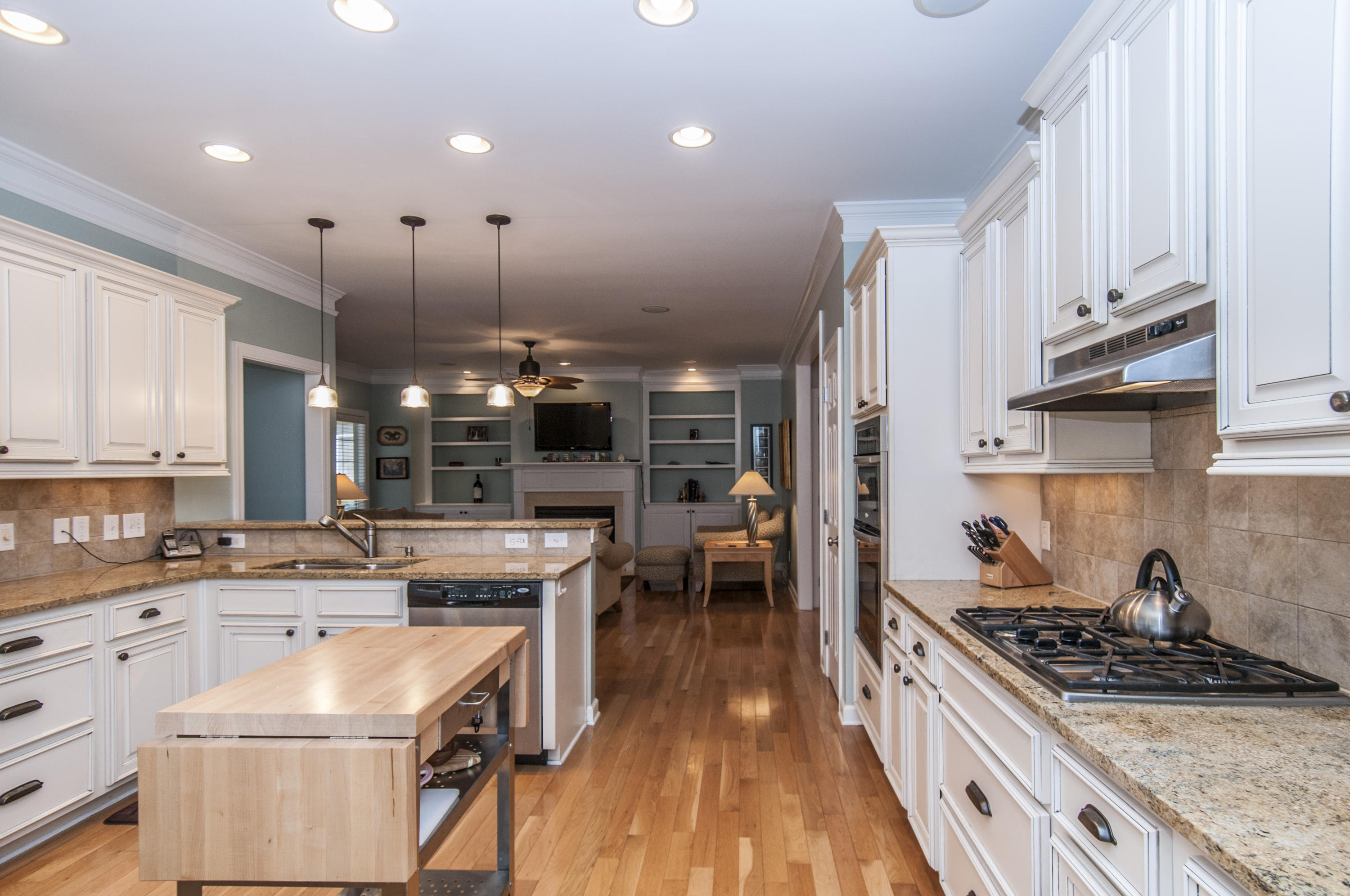 1432 Clancy Road Mount Pleasant, SC 29466 - Photo 5 of 55 _DSC0608