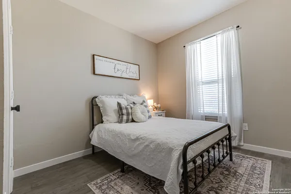 $2,500 | 7615 Cherished Bend, San Antonio, TX 78254