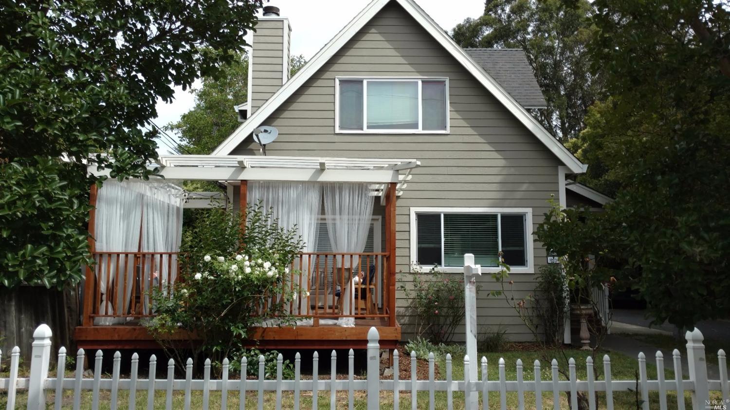 1033 Clark Street, Unit A Santa Rosa, CA 95404 - Photo 1 of 1 Gallery Image 1