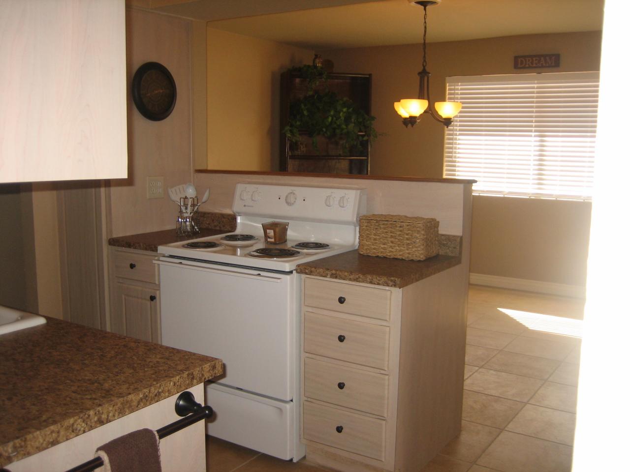 2442 East Cactus Road Phoenix, AZ 85032 - Photo 2 of 18 BEAUTIFUL QUAINT KITCHEN