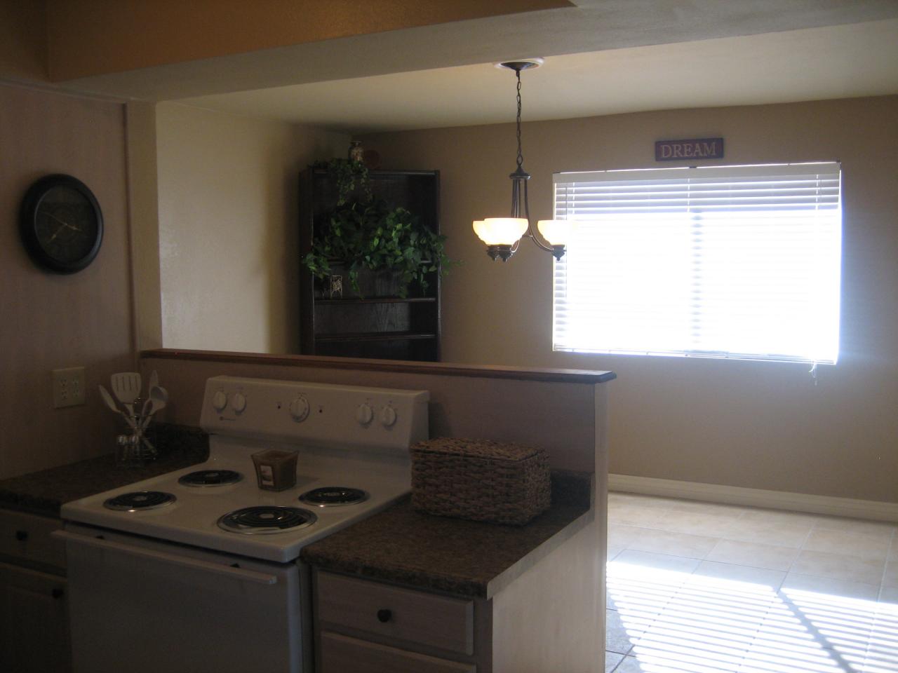 2442 East Cactus Road Phoenix, AZ 85032 - Photo 3 of 18 KITCHEN/BREAKFAST ROOM