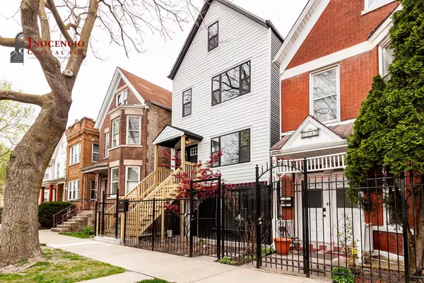$2,950 | 2943 North Gresham Avenue, Unit 1, Chicago, IL 60618