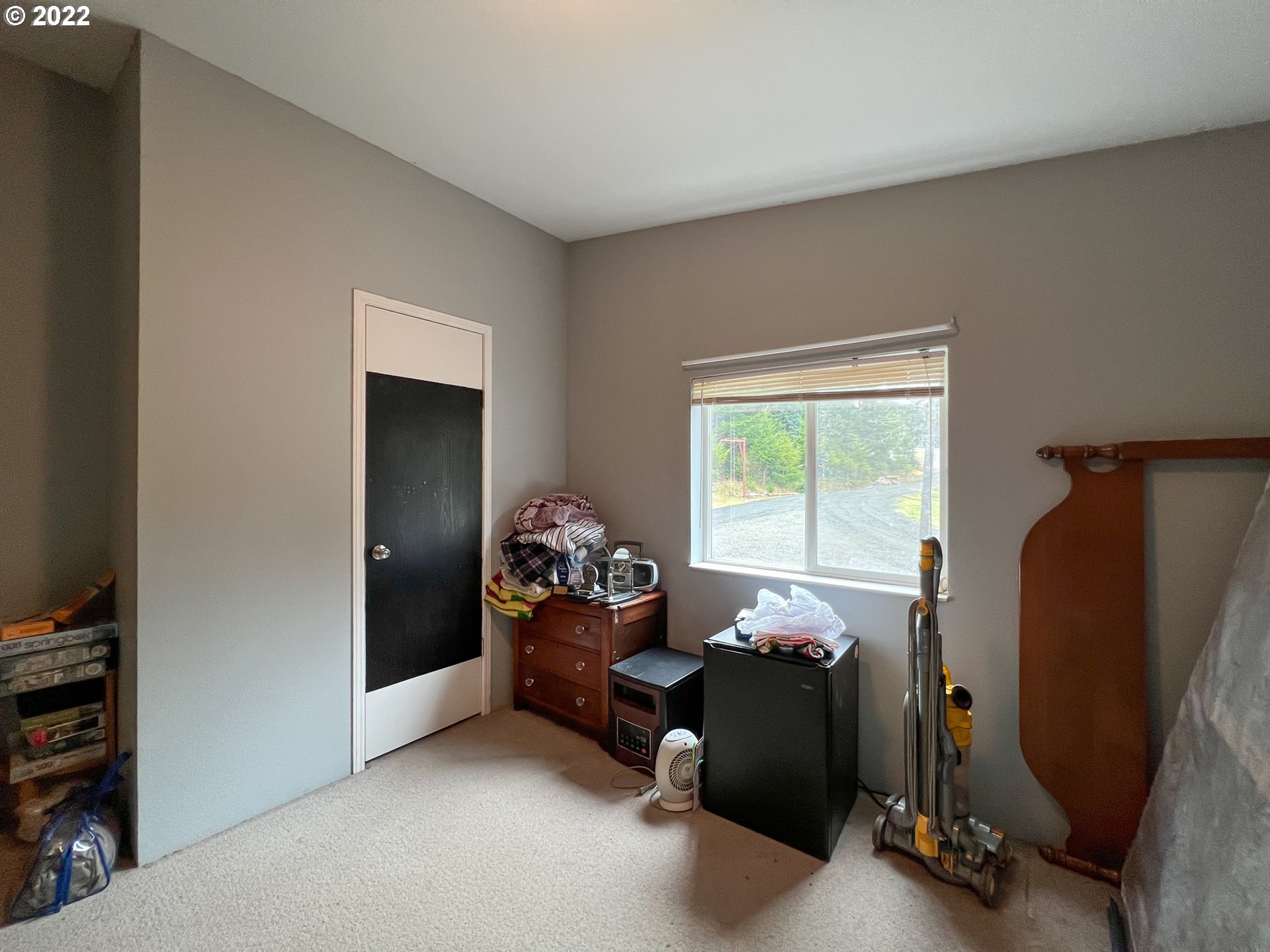 69298 Joshua Road North Bend, OR 97459 - Photo 17 of 32 Gallery Image 17
