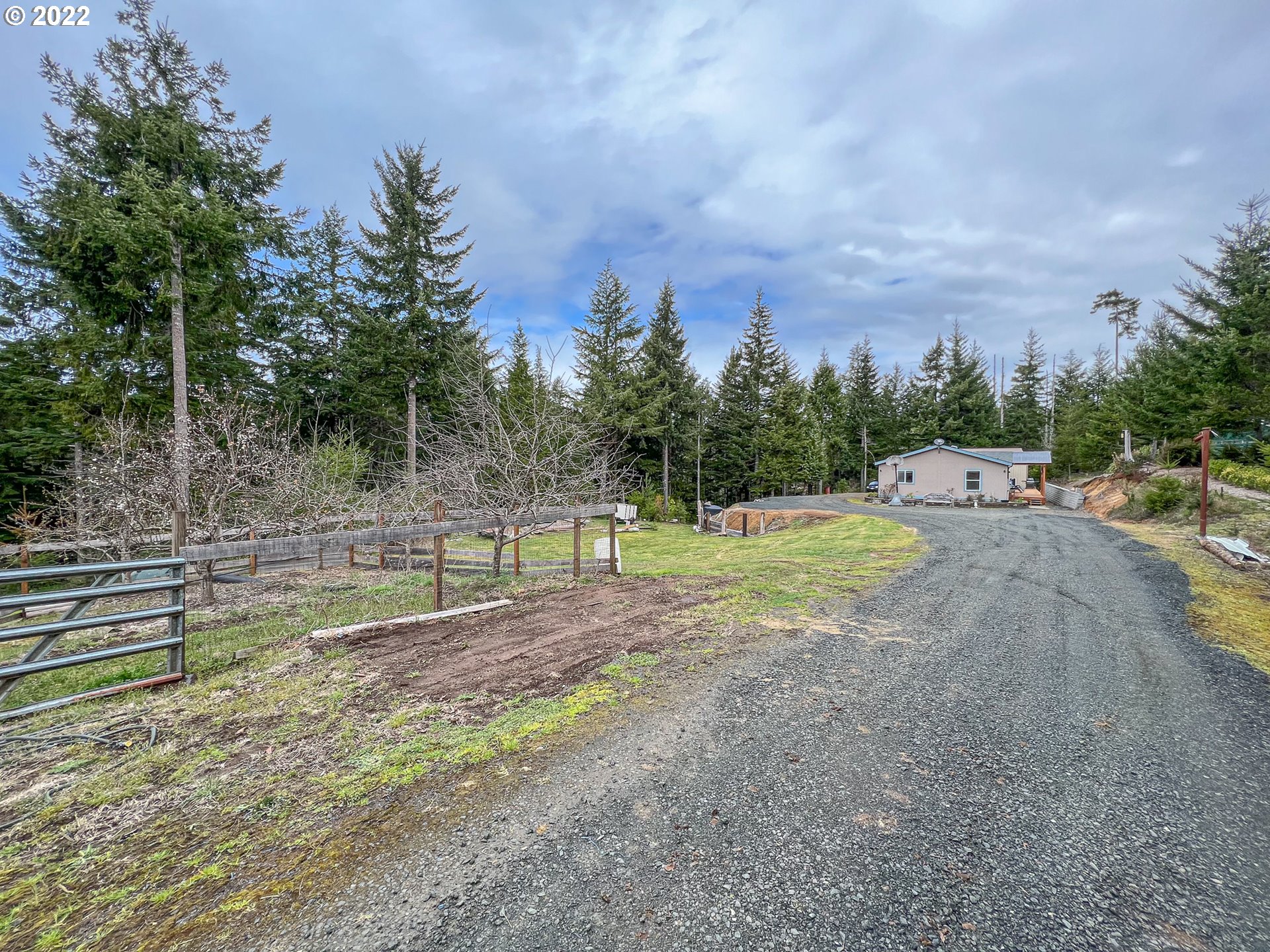 69298 Joshua Road North Bend, OR 97459 - Photo 31 of 32 Gallery Image 31