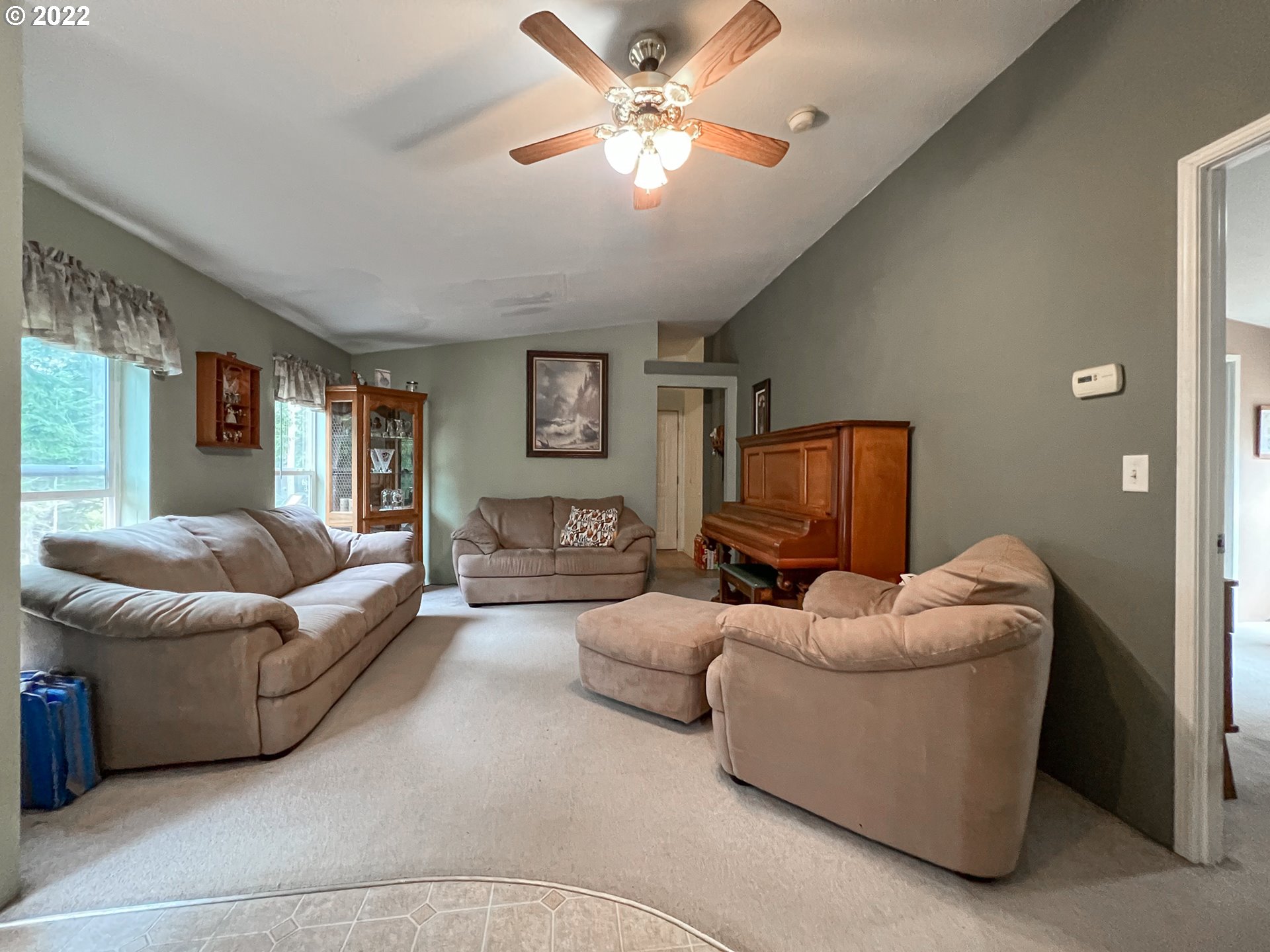 69298 Joshua Road North Bend, OR 97459 - Photo 6 of 32 Gallery Image 6