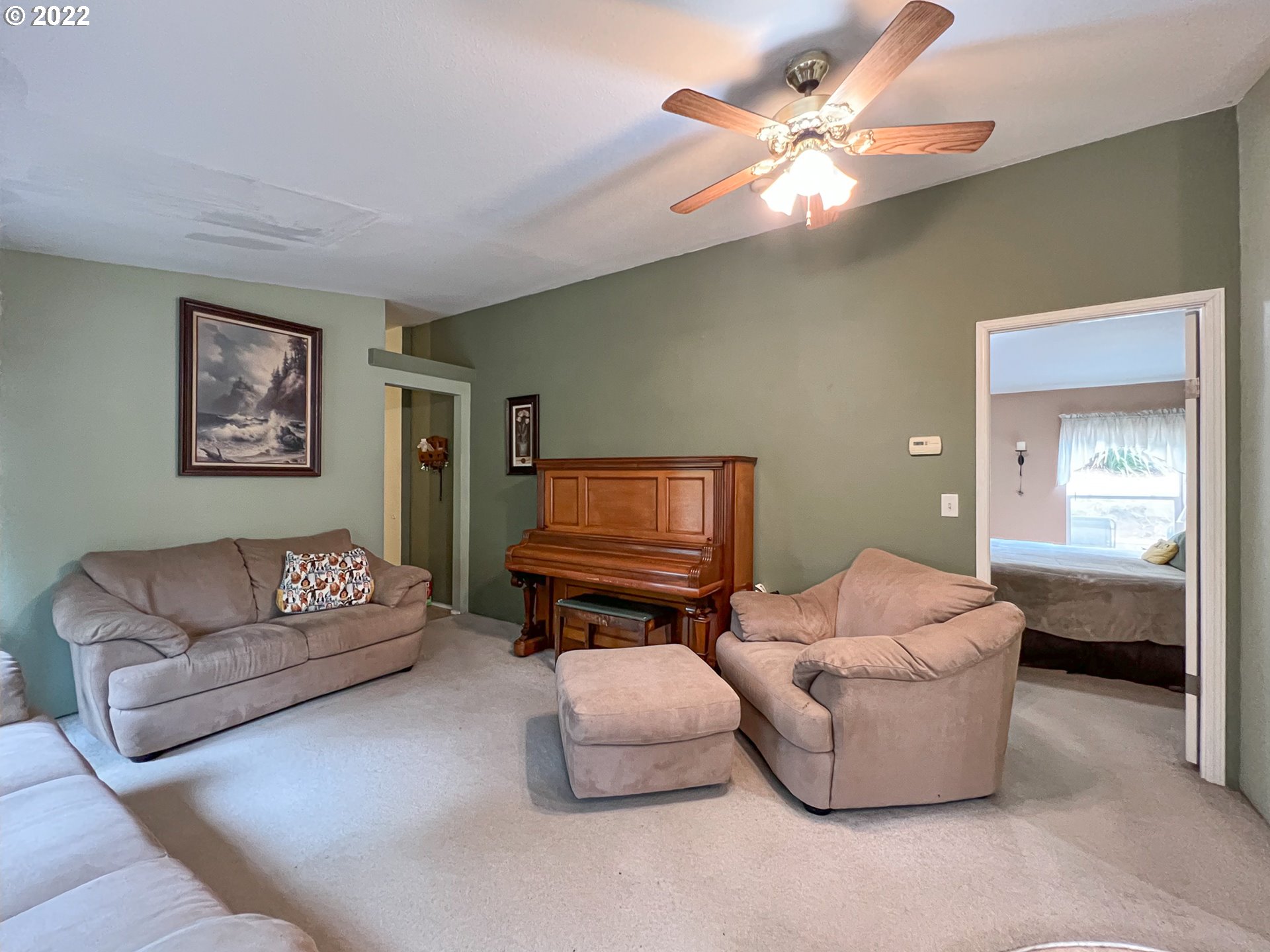 69298 Joshua Road North Bend, OR 97459 - Photo 7 of 32 Gallery Image 7