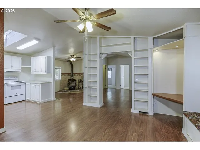 $475,000 | 14609 Forest Hill Drive, Monmouth, OR 97361