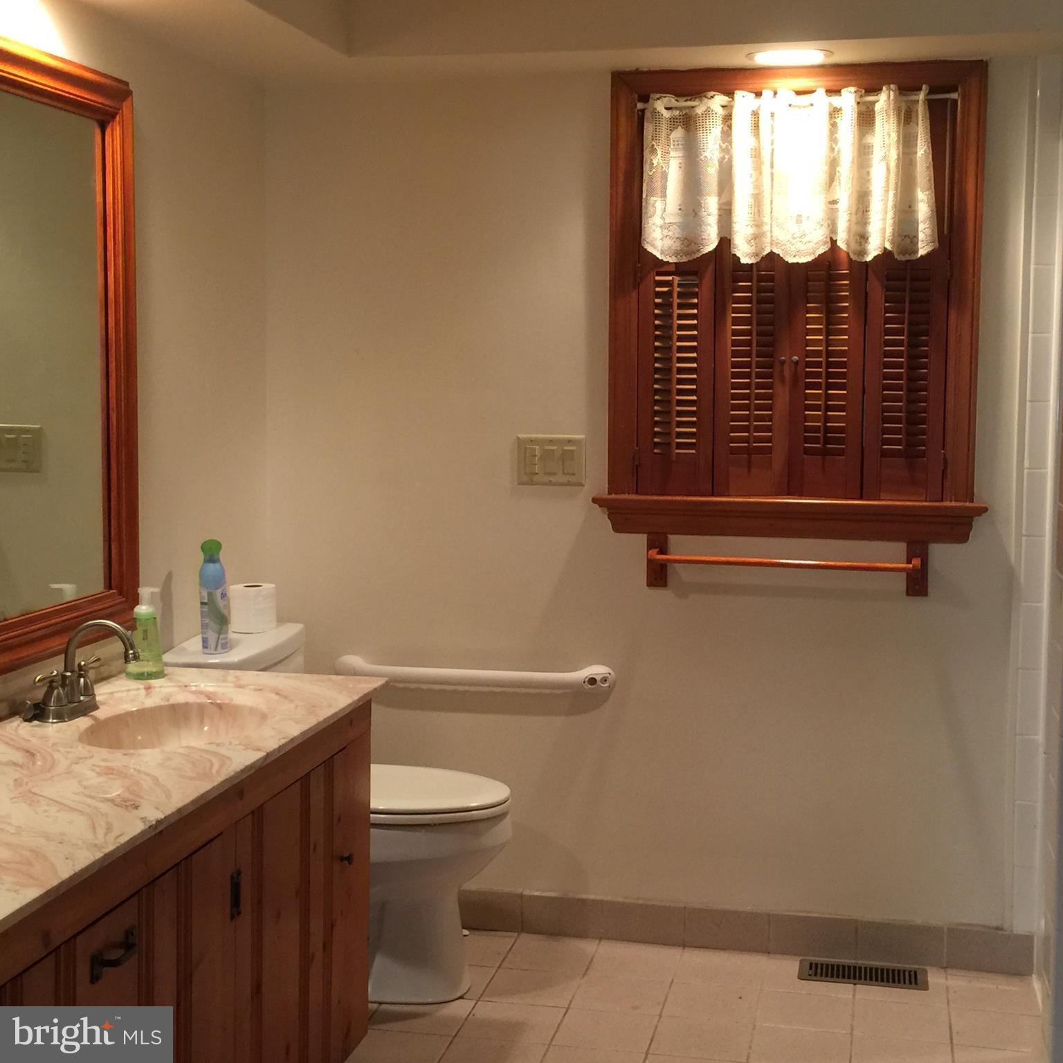 4546 Wentz Road Manchester, MD 21102 - Photo 14 of 17 Bath