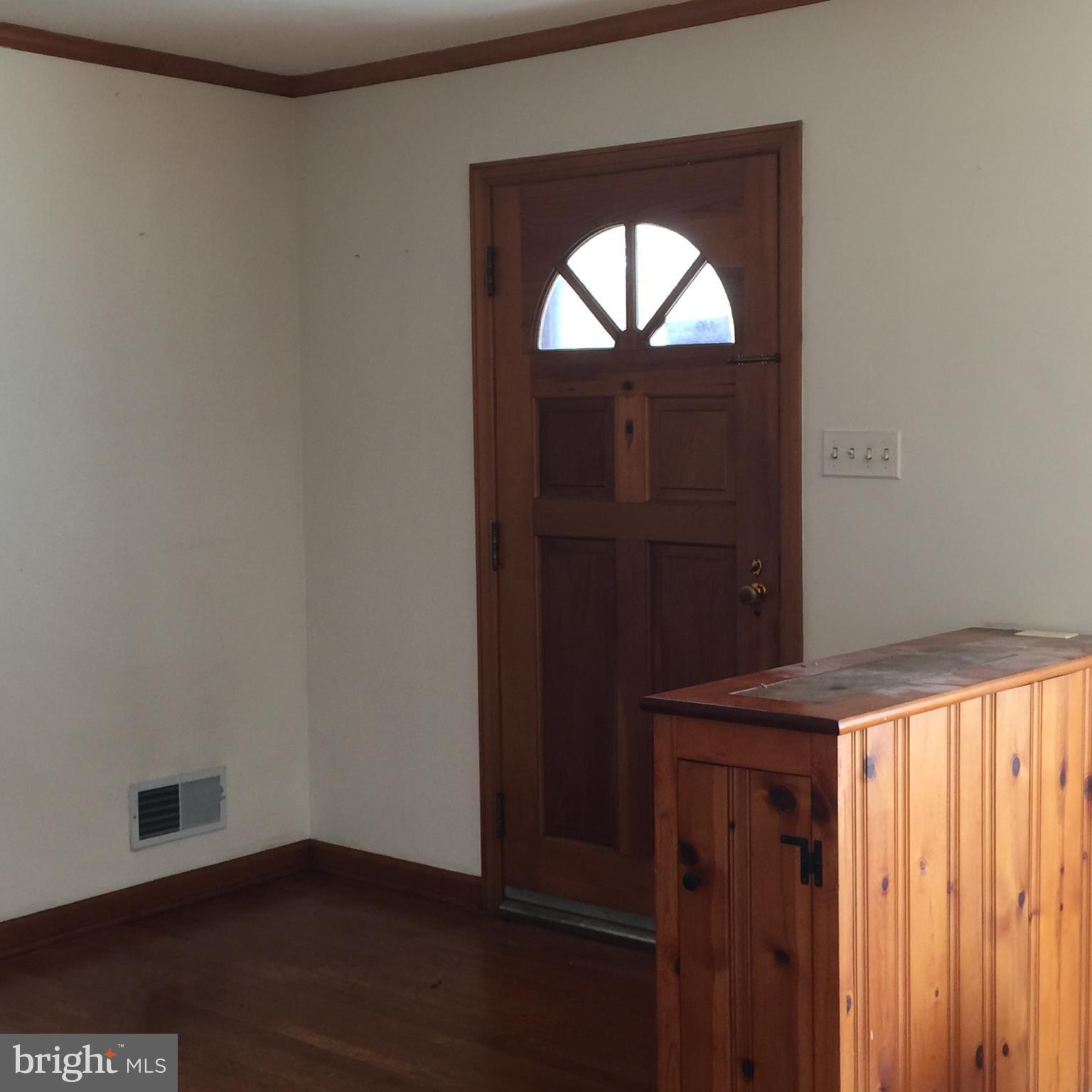 4546 Wentz Road Manchester, MD 21102 - Photo 9 of 17 Interior (General)