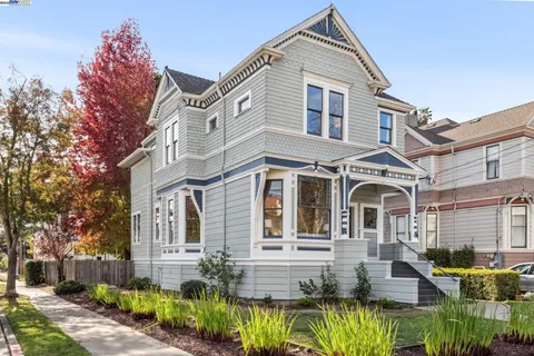 $1,299,000 | 1834 San Antonio Avenue, Alameda, CA 94501