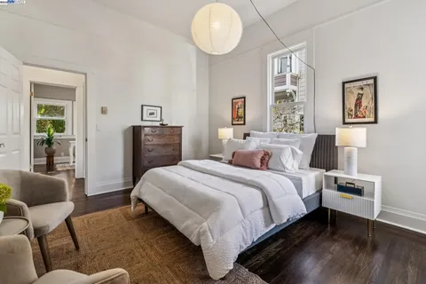 $1,299,000 | 1834 San Antonio Avenue, Alameda, CA 94501