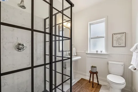 $1,299,000 | 1834 San Antonio Avenue, Alameda, CA 94501