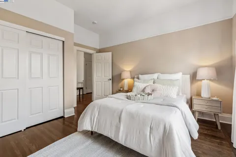 $1,299,000 | 1834 San Antonio Avenue, Alameda, CA 94501