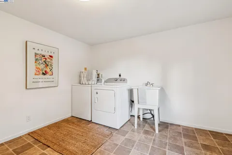 $1,299,000 | 1834 San Antonio Avenue, Alameda, CA 94501