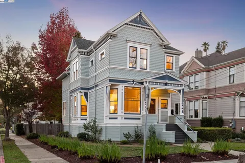 $1,299,000 | 1834 San Antonio Avenue, Alameda, CA 94501