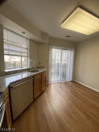 $3,000 | 53 Birchwood Road, Bedminster, NJ 07921