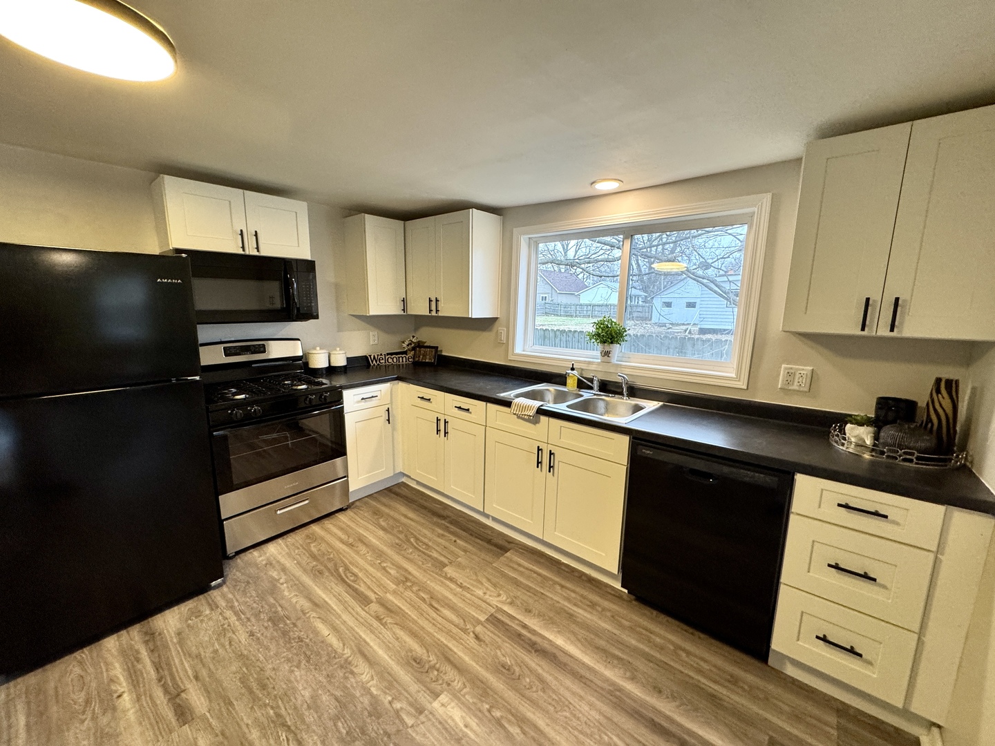 225 North Randolph Street Princeton, IL 61356 - Photo 7 of 22