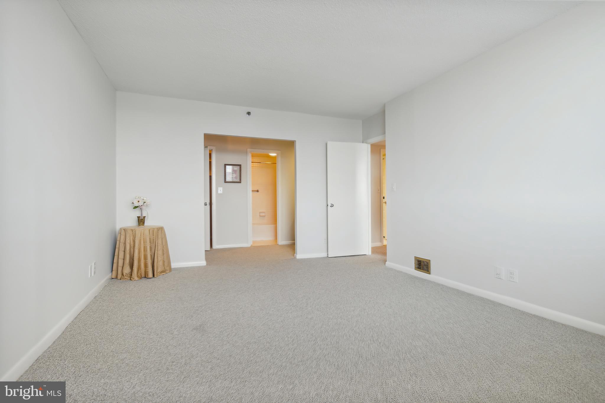 5501 Seminary Road, Unit 805S Falls Church, VA 22041 - Photo 43 of 48 Master Bedroom