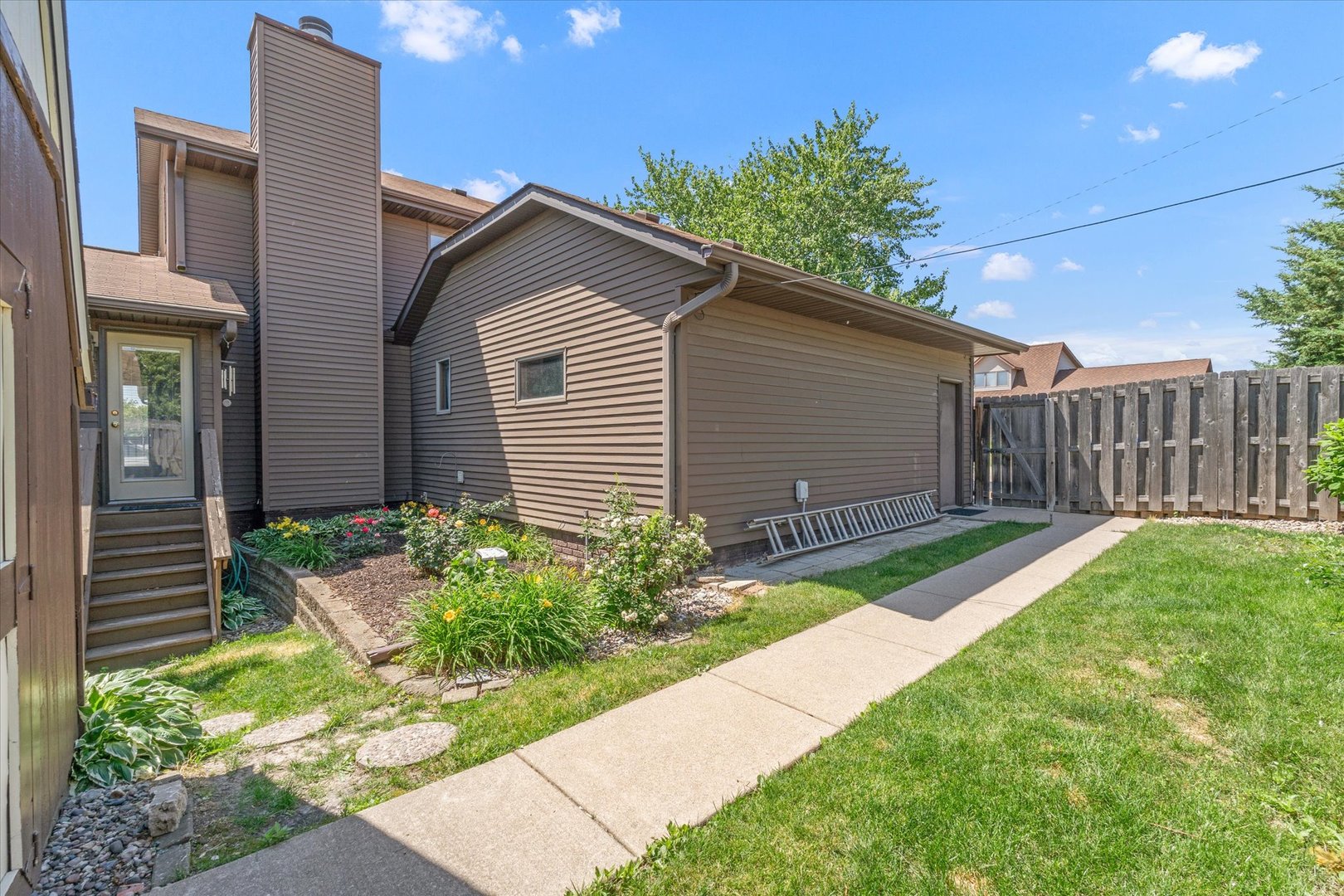 3300 35th Avenue Moline, IL 61265 - Photo 16 of 64