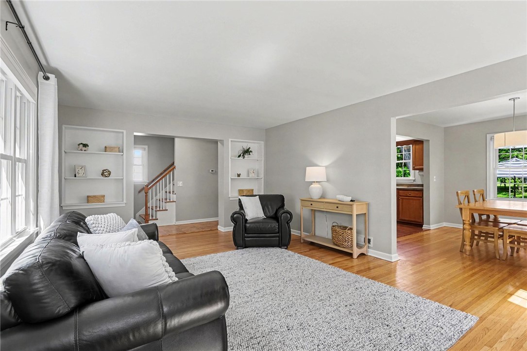 236 Wyndale Road Irondequoit, NY 14617 - Photo 4 of 26