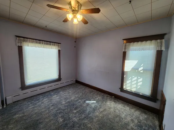 $159,900 | 304 2nd Avenue Southeast, Pipestone, MN 56164