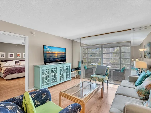 $130,000 | 2881 Northwest 47th Terrace, Unit 209, Lauderdale Lakes, FL 33313