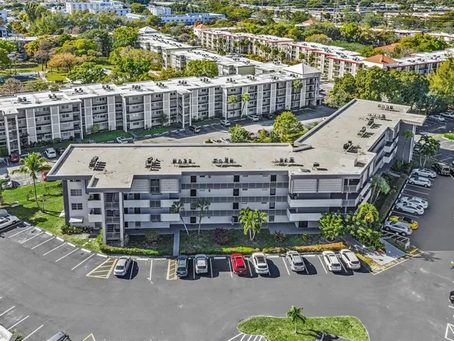 $130,000 | 2881 Northwest 47th Terrace, Unit 209, Lauderdale Lakes, FL 33313