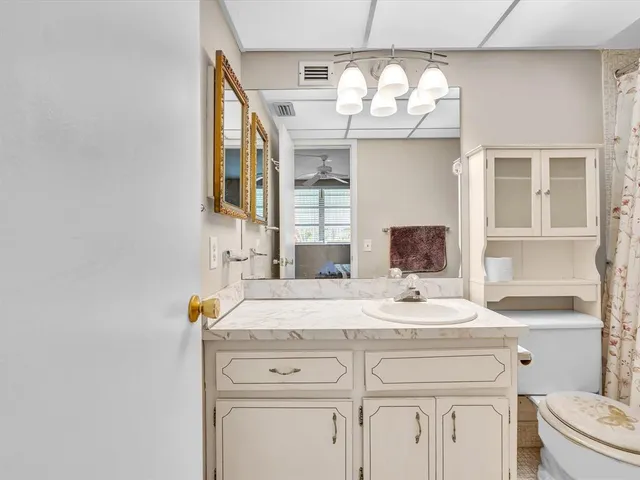 $130,000 | 2881 Northwest 47th Terrace, Unit 209, Lauderdale Lakes, FL 33313