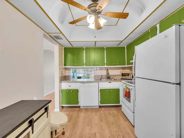 $130,000 | 2881 Northwest 47th Terrace, Unit 209, Lauderdale Lakes, FL 33313