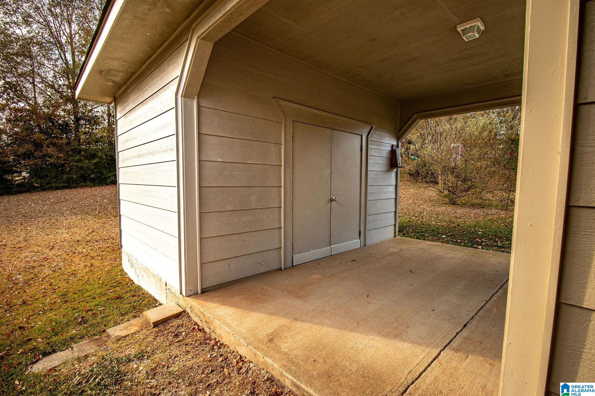 1304 Robertson Road Anniston, AL 36207 - Photo 16 of 43