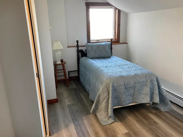 $850,000 | 563 Holden Hill Road, Langdon, NH 03602