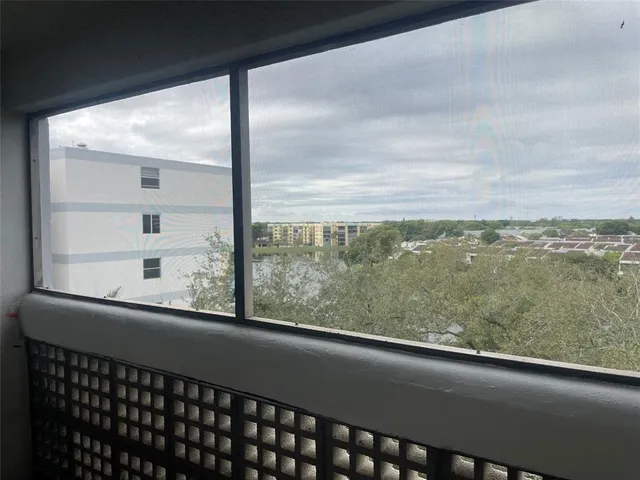 $99,000 | 3301 Spanish Moss Terrace, Unit 601, Lauderhill, FL 33319